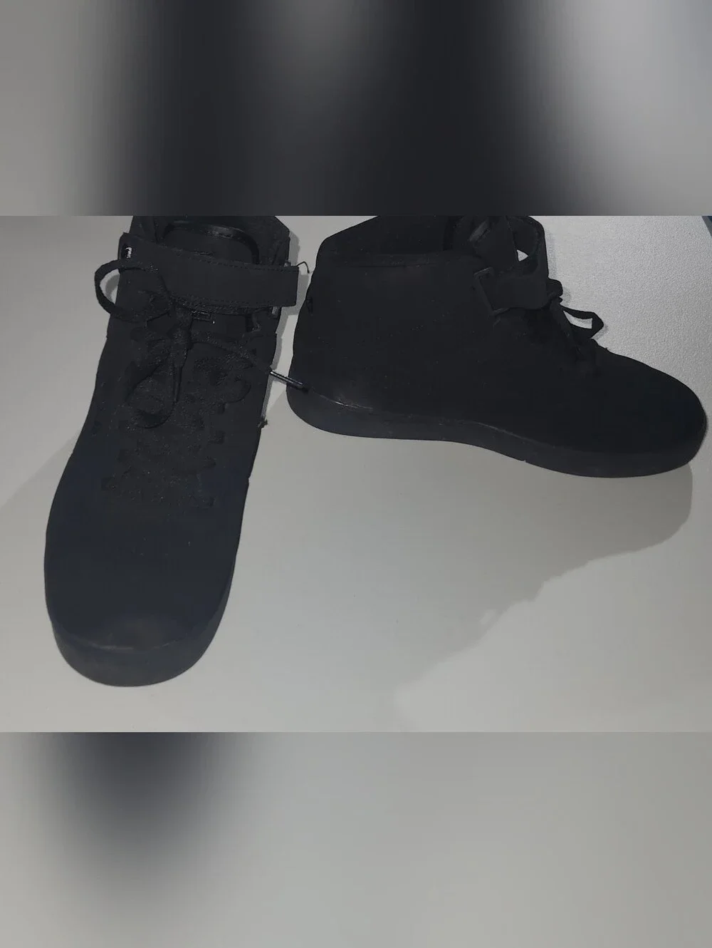 Men's Fila Vulc 3 Size 9.5